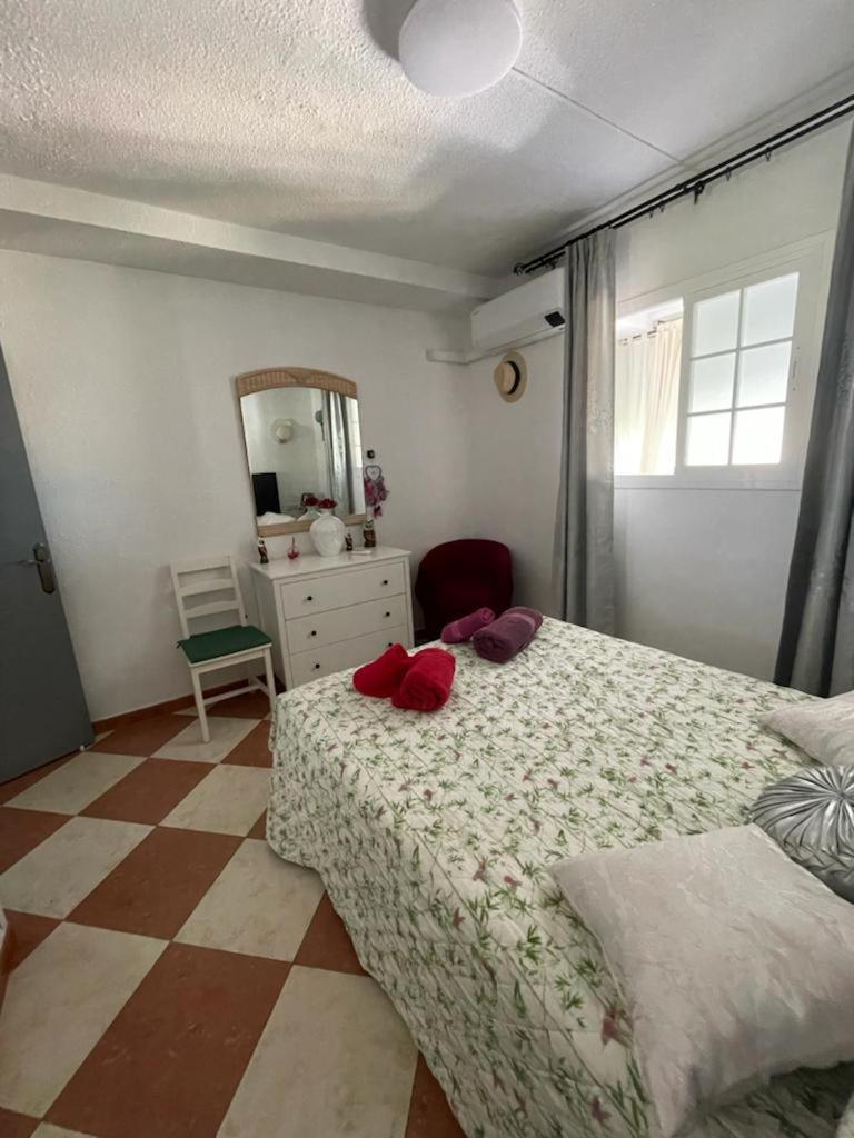 Appartement Entier Avec Vue Panoramique بينالماذينا المظهر الخارجي الصورة